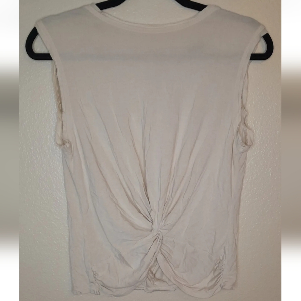 Gypsy 05 Women's Top Blouse Cream Front Knot Open Back Size S New Without Tag